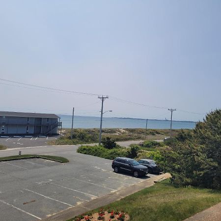 Horizons Beach Resort North Truro Exterior photo