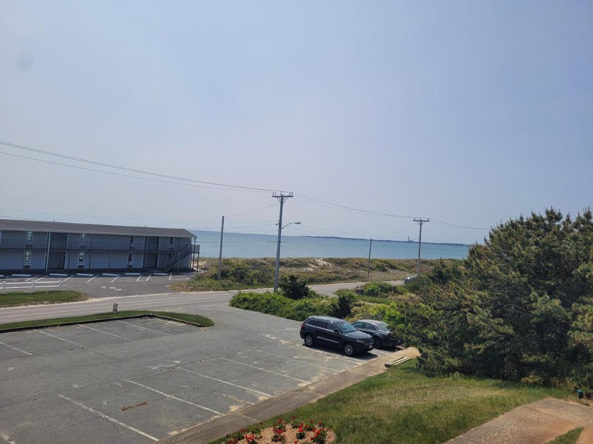 Horizons Beach Resort North Truro Exterior photo