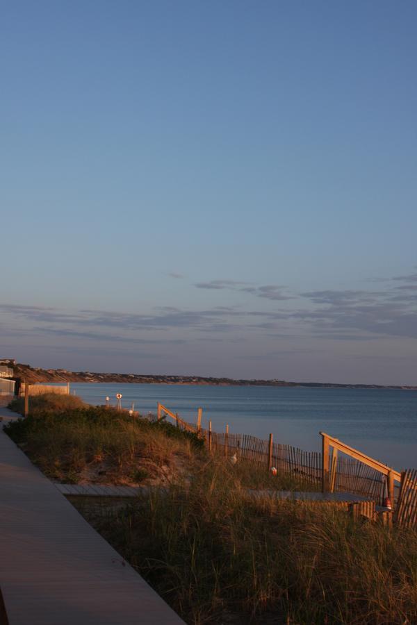 Horizons Beach Resort North Truro Exterior photo