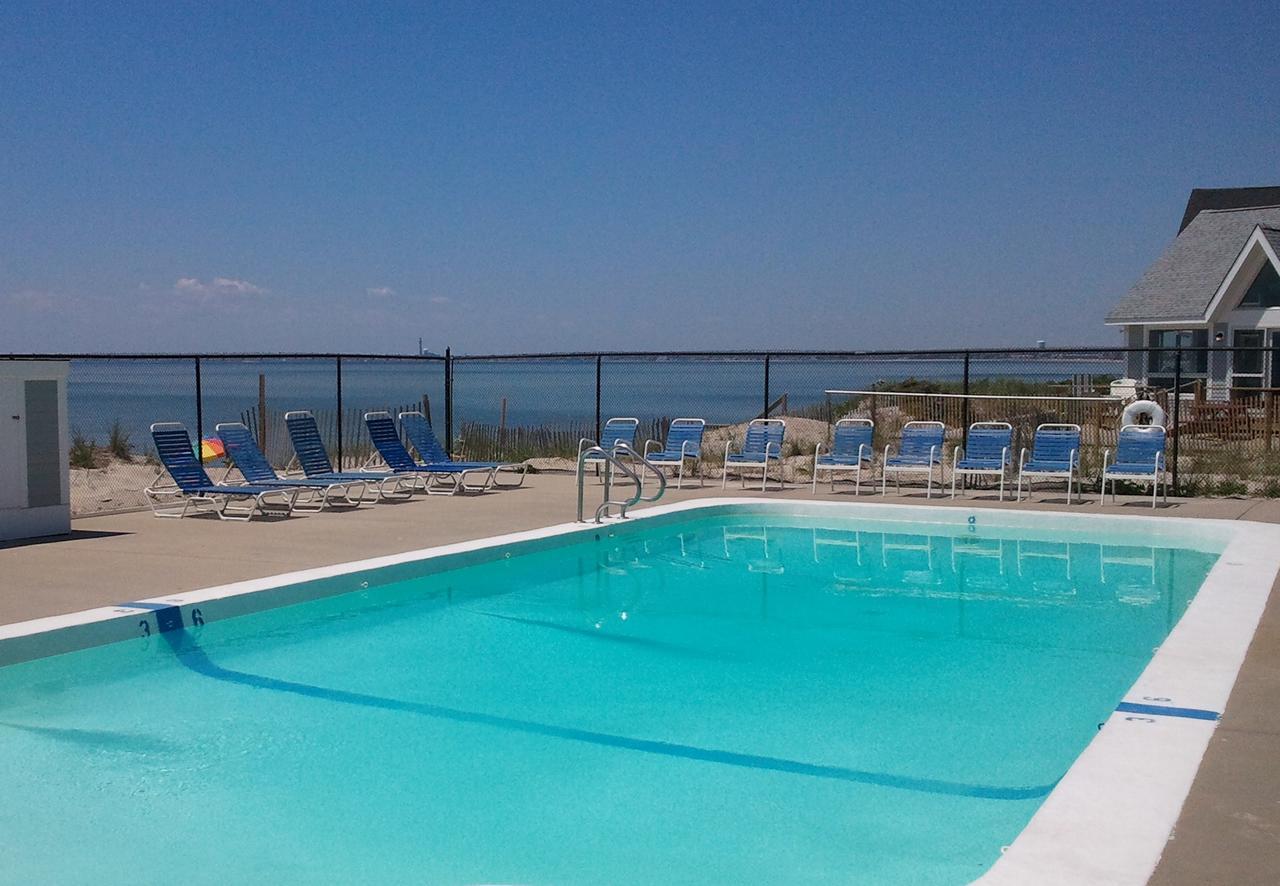 Horizons Beach Resort North Truro Exterior photo